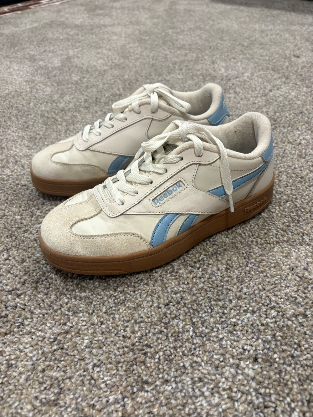 Reebok Forte Lounger Sneaker - Cream & Light Blue